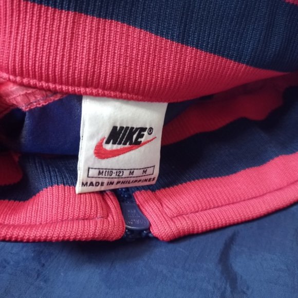 Vintage Junior Nike Essential Embroidered Two-Tone Sports Jacket, Large Swoosh - Picture 3 of 8